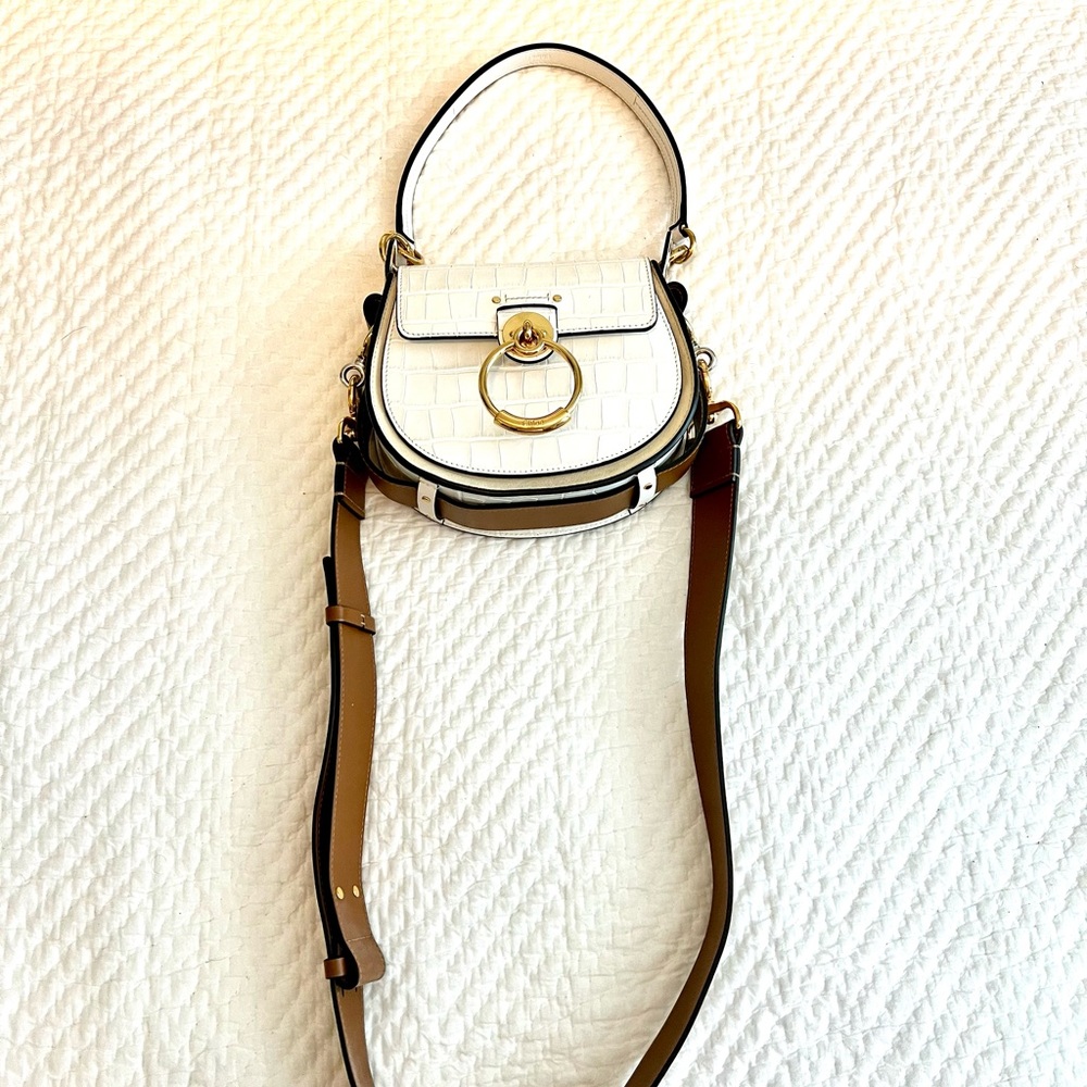 Elegant White Handbag with Gold Accents